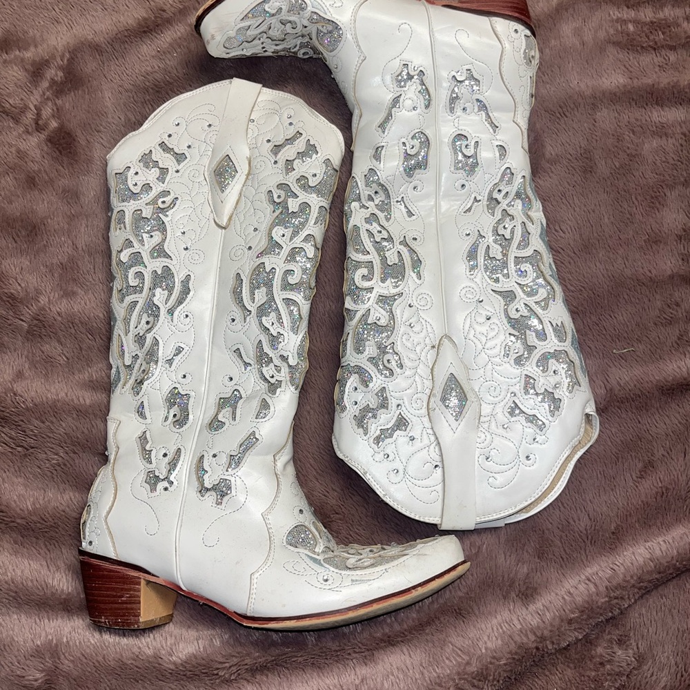 Amazon White and Silver Heeled Boots